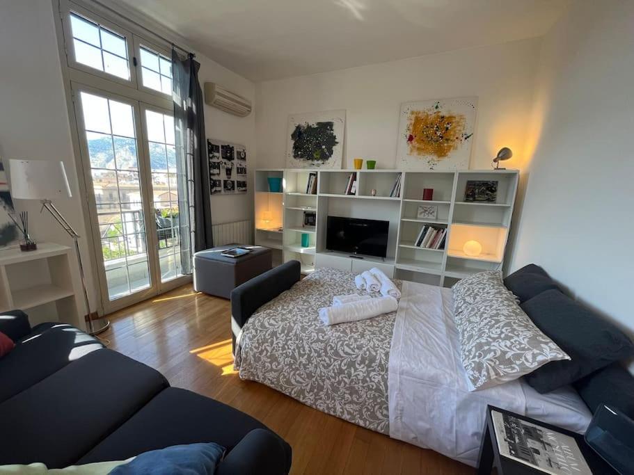 Politeama Suite In The Heart Of The City Palermo Luaran gambar